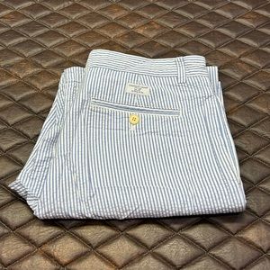 Men’s Vineyard Vines seersucker pants. Size 30x30.